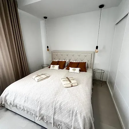 شقة Aloha Golf View Retreat ماربيا