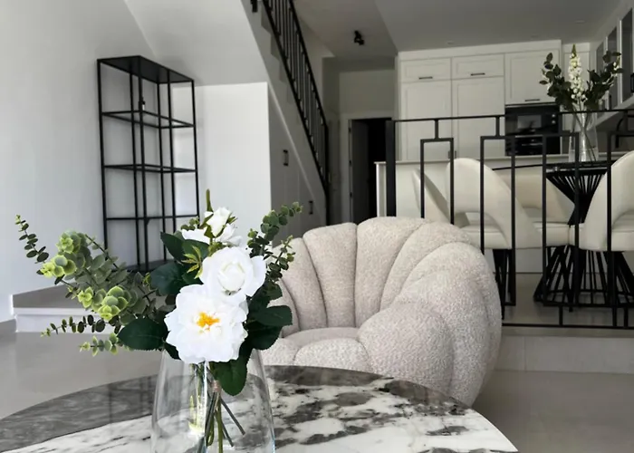 Aloha Golf View Retreat *