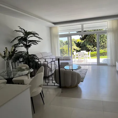 Aloha Golf View Retreat *